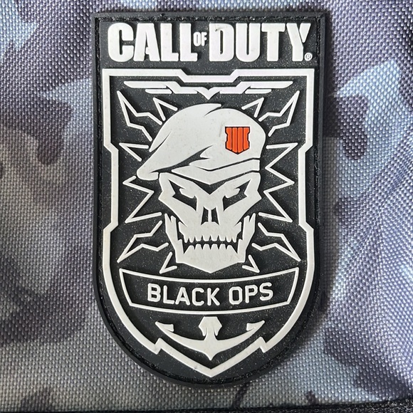 NEW Official Call Of Duty Black Ops 4 Tactical Sling Messenger Bag - Picture 7 of 7